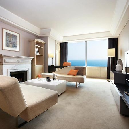 Haeundae Grand Hotel Пусан Екстериор снимка A living room