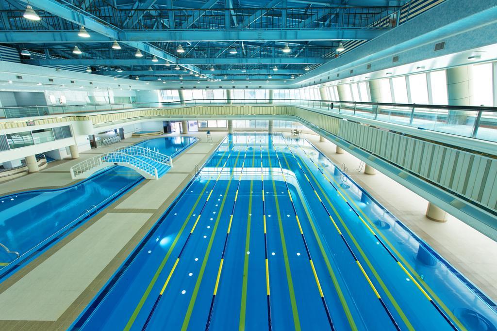 Haeundae Grand Hotel Пусан Екстериор снимка The 25m swimming pool