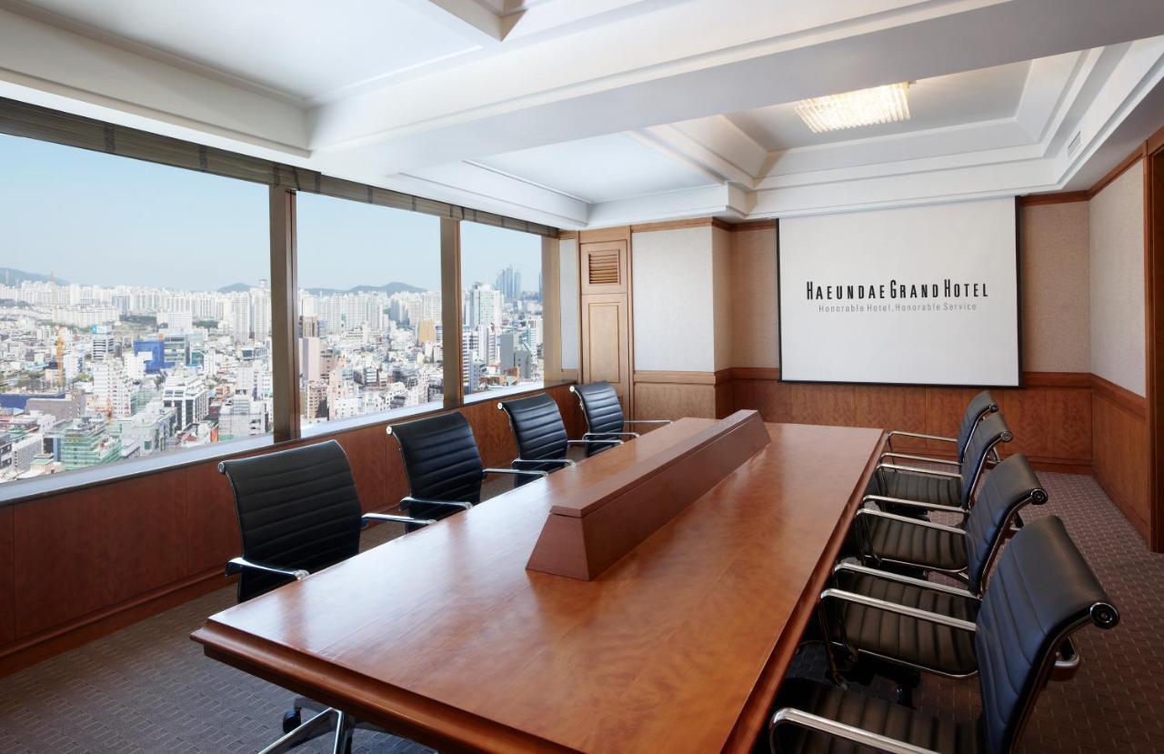Haeundae Grand Hotel Пусан Екстериор снимка Boardroom at the Athens Marriott